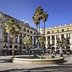 Plaça Reial, plein in Barcelona